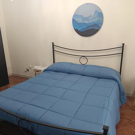 New Dawn Apartment, Appartamento Turistico, Casa Per Vacanza, Tre Camere Indipendenti Catania Bagian luar foto