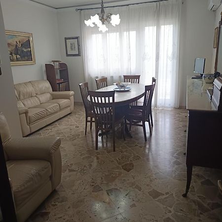 New Dawn Apartment, Appartamento Turistico, Casa Per Vacanza, Tre Camere Indipendenti Catania Bagian luar foto