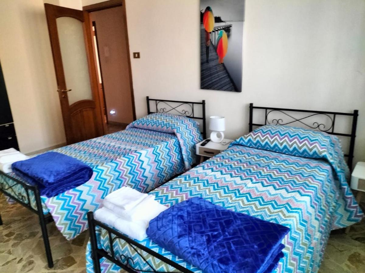 New Dawn Apartment, Appartamento Turistico, Casa Per Vacanza, Tre Camere Indipendenti Catania Bagian luar foto