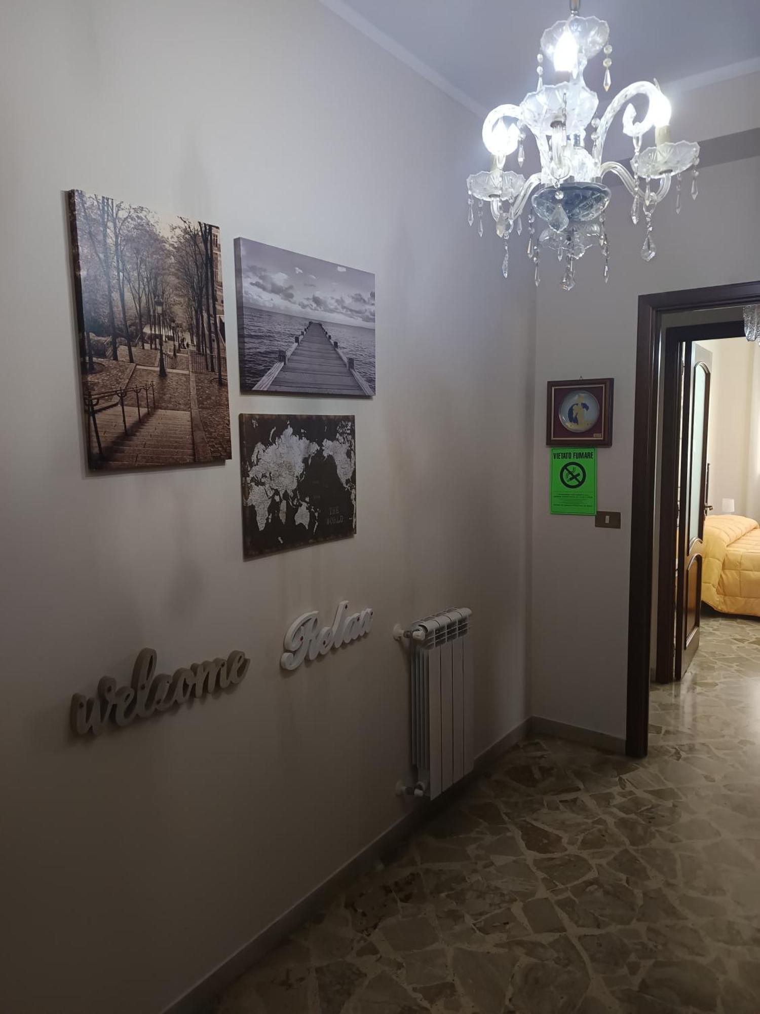 New Dawn Apartment, Appartamento Turistico, Casa Per Vacanza, Tre Camere Indipendenti Catania Bagian luar foto