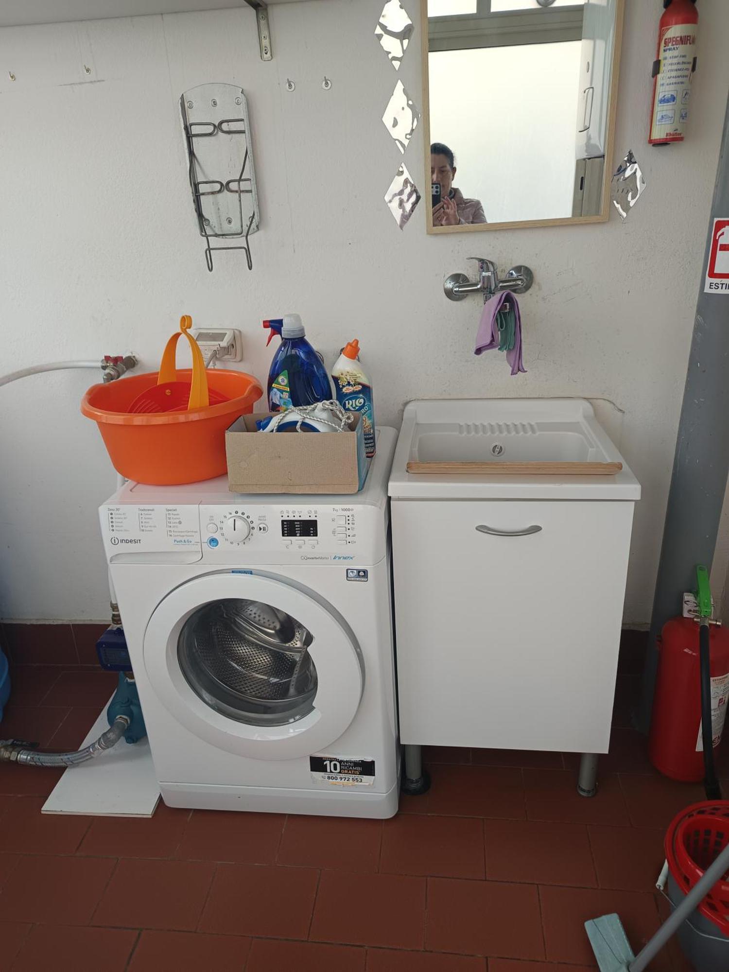 New Dawn Apartment, Appartamento Turistico, Casa Per Vacanza, Tre Camere Indipendenti Catania Bagian luar foto