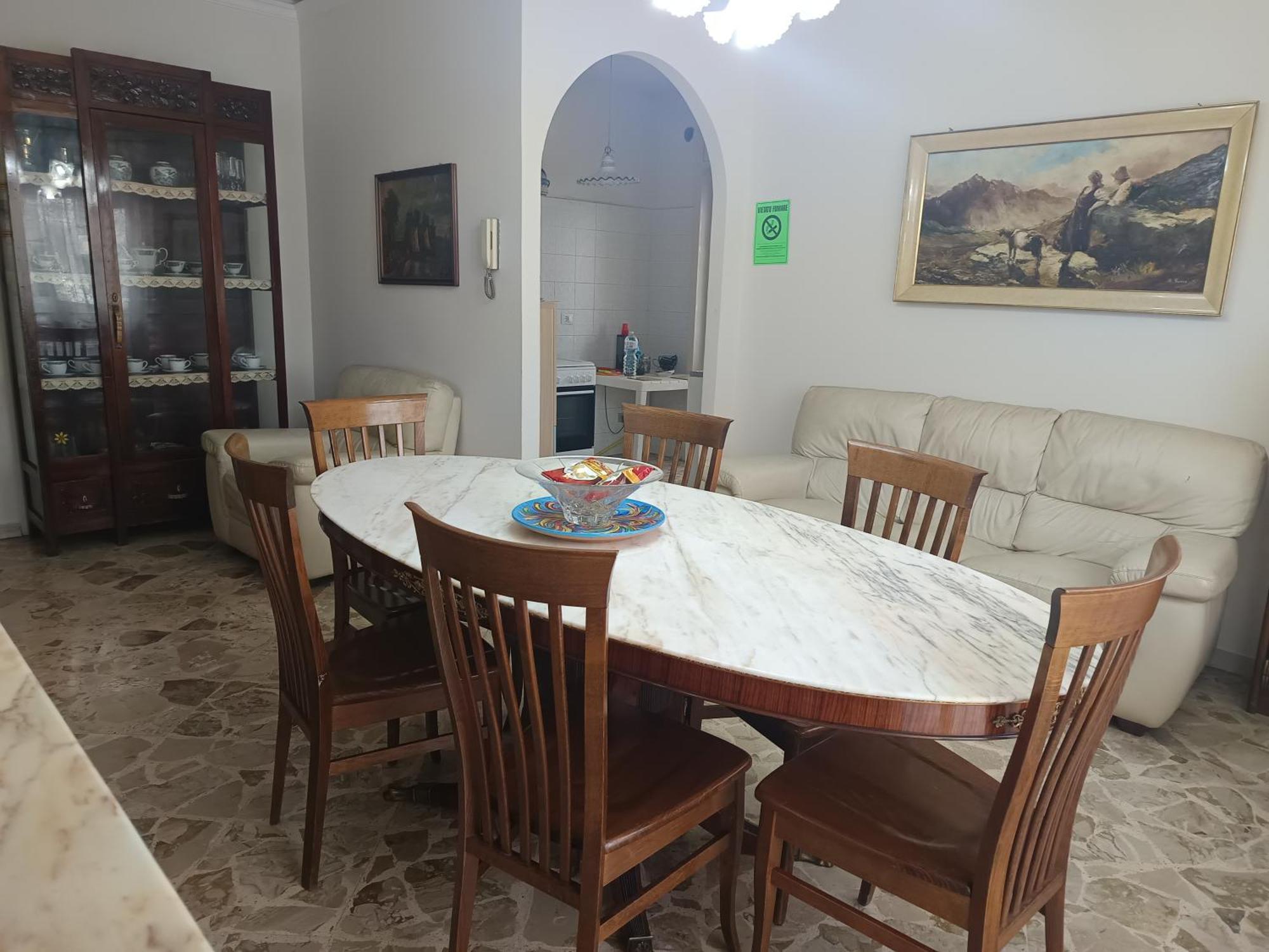 New Dawn Apartment, Appartamento Turistico, Casa Per Vacanza, Tre Camere Indipendenti Catania Bagian luar foto